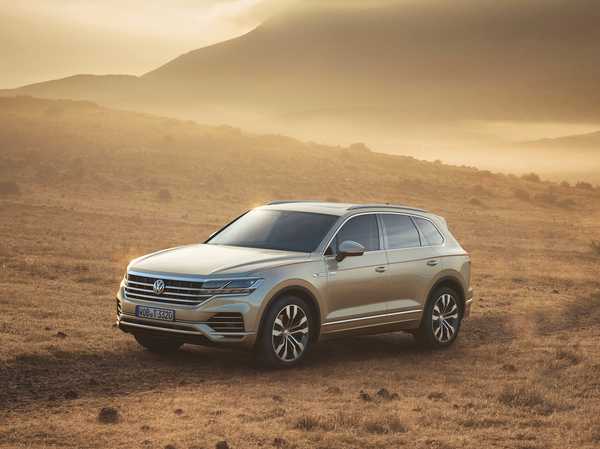 2021 Volkswagen  Touareg 3.0 لتر TFSI Atmosphere CL for sale, rent and lease on DriveNinja.com