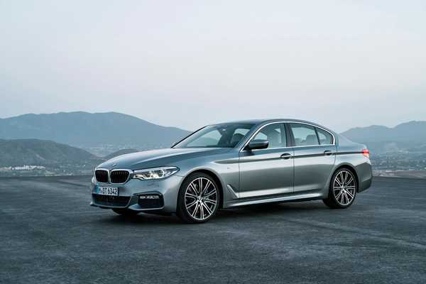 2020 5 Series 520i Sedan الحزمة الرياضية M Alcantara for sale, rent and lease on DriveNinja.com
