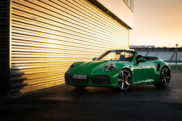 2022 Porsche الفئة الأساسية من 911 Turbo Cabriolet for sale, rent and lease on DriveNinja.com